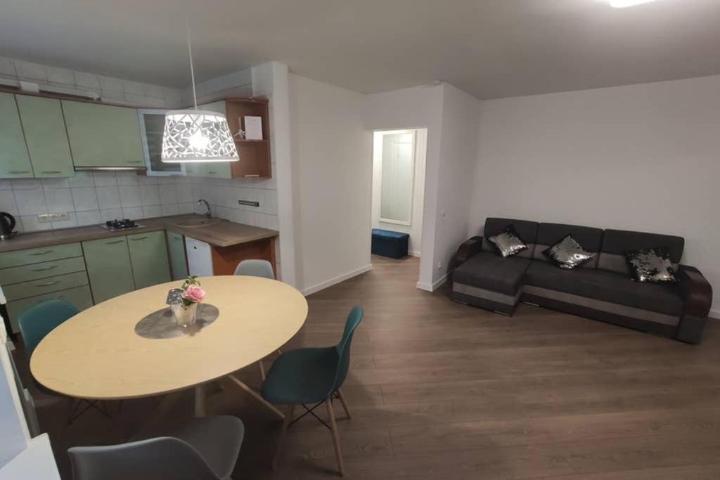 Cozy Stay In Unique Town - Kėdainiai Eksteriør billede